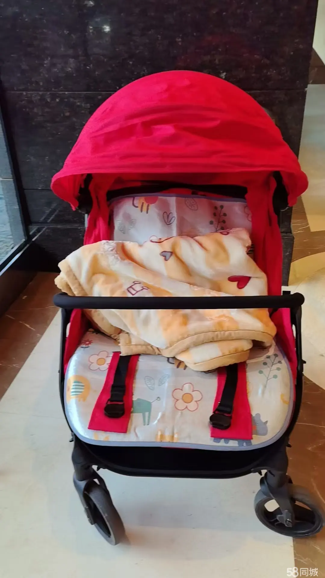 故宫周边租赁儿童车，轮椅等，有意者联系